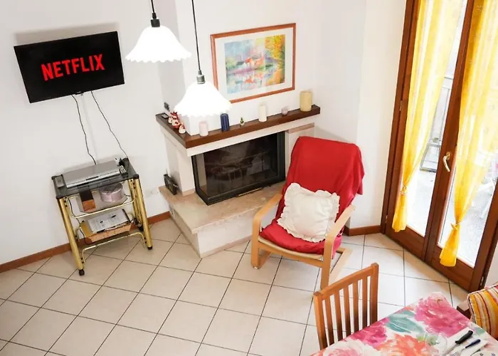 Panoramic View Home's Giulia Apartman *
