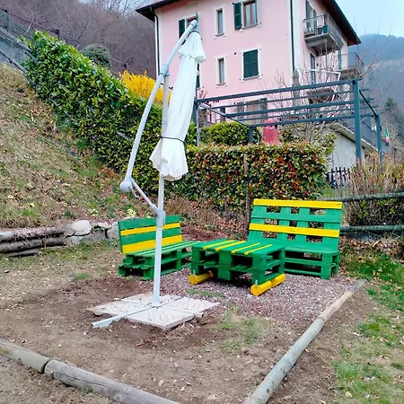 Panoramic View Home's Giulia Casasco Intelvi